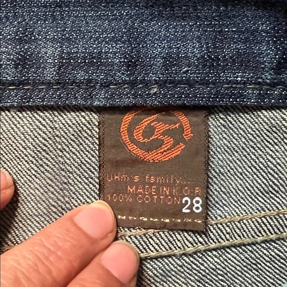 Hot Pepper Korean designer Women's Straight Leg Jeans in Dark Blue - Picture 4 of 14